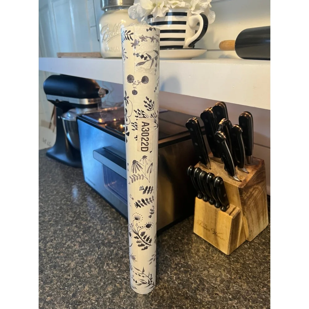 New Anthropologie Sylvana Black & White Wallpaper
